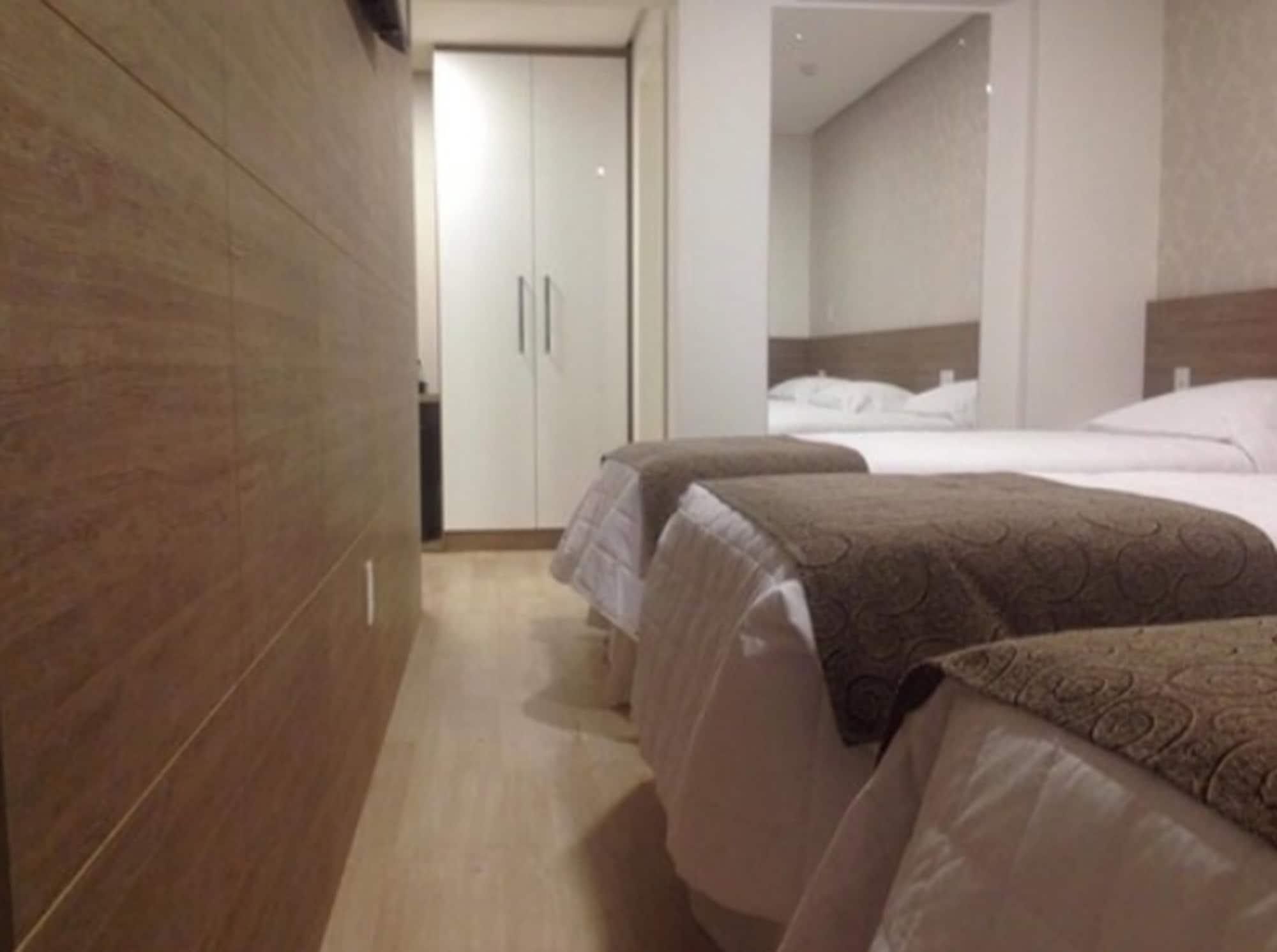 Holiday & Business Hotel - Em Frente Ao Centro De Eventos E Arena Conda Chapecó Zewnętrze zdjęcie