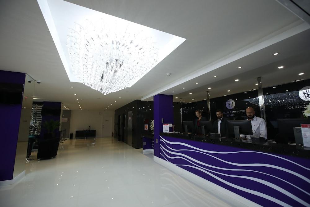 Holiday & Business Hotel - Em Frente Ao Centro De Eventos E Arena Conda Chapecó Zewnętrze zdjęcie